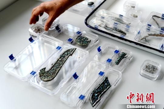 陕西复原唐代贵妇冠饰为萧后凤冠修复提供借鉴
